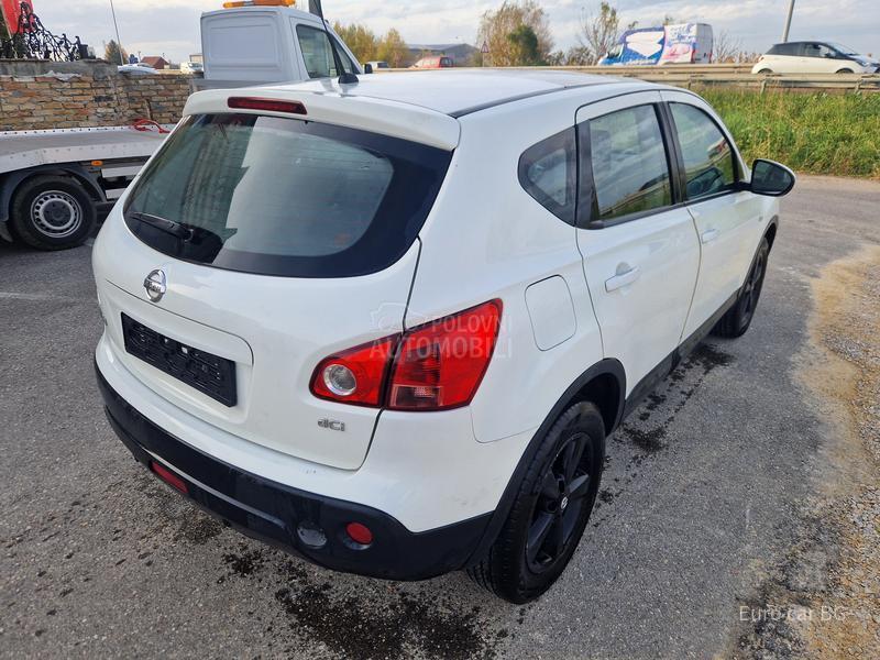 Nissan Qashqai 4-4  A U T O M A T