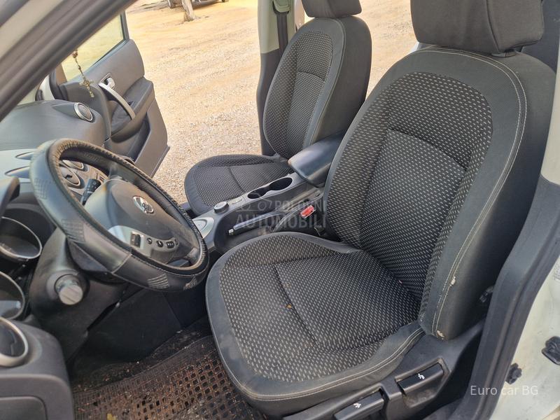 Nissan Qashqai 4-4  A U T O M A T