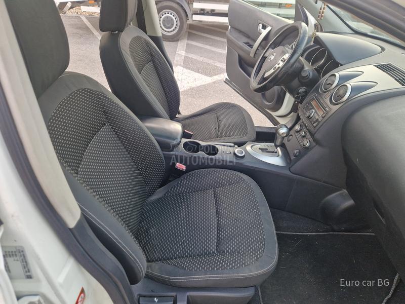 Nissan Qashqai 4-4  A U T O M A T