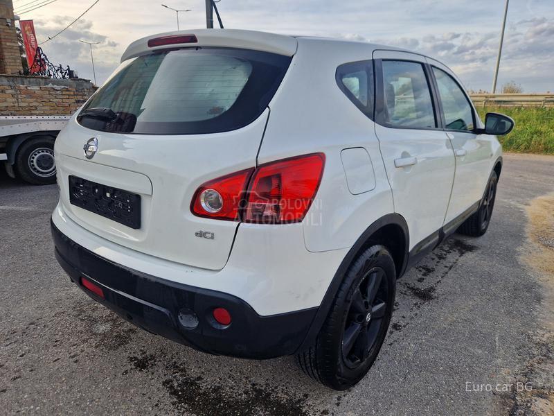 Nissan Qashqai 4-4  A U T O M A T