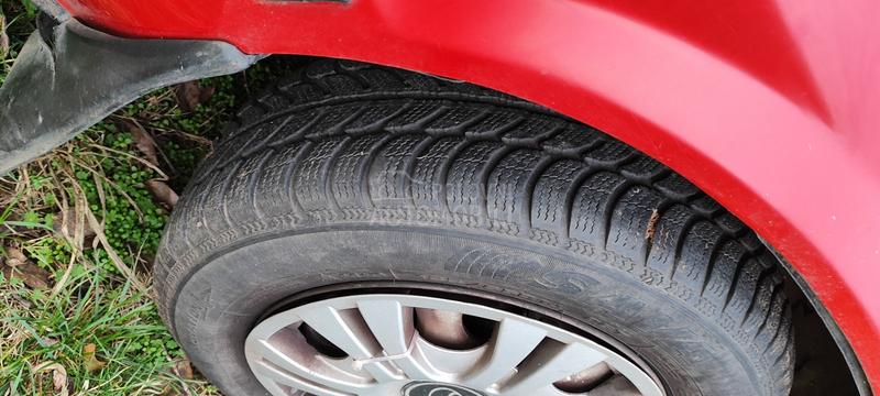 Toyota Corolla 1.6 Liftback 90