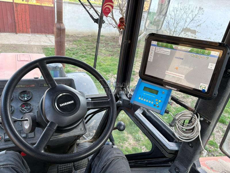 John Deere SagroNav autopilot