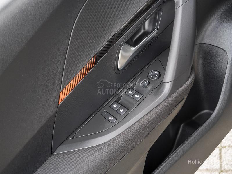 Peugeot 2008 1.2PureTech Led