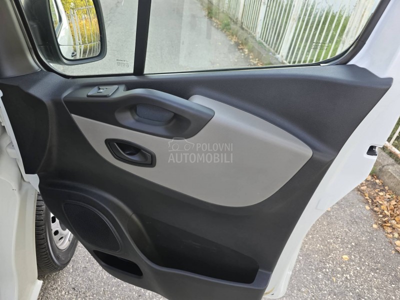 Renault Trafic 1.6CDTI.   N O V