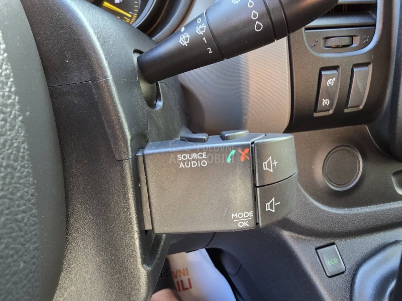 Renault Trafic 1.6CDTI.   N O V