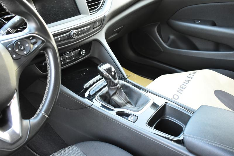 Opel Insignia 1.6 Grand Sport MT