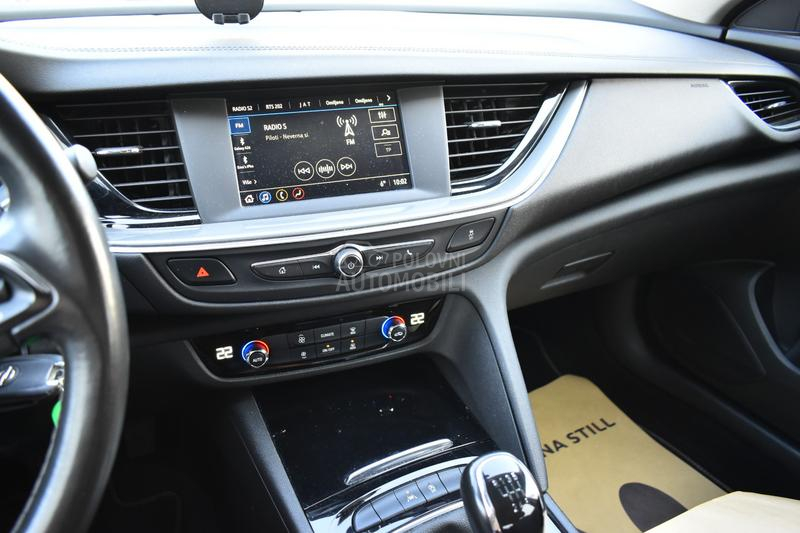 Opel Insignia 1.6 Grand Sport MT