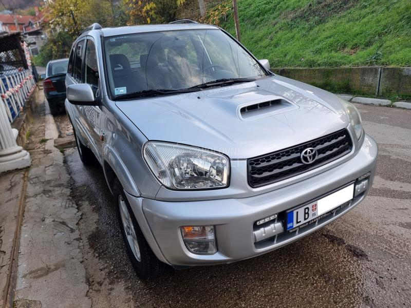 Toyota RAV 4 4x4 RESTAJLING NOV