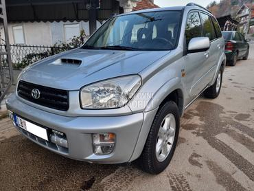 Toyota RAV 4 4x4 RESTAJLING NOV
