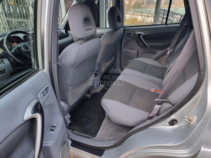 Toyota RAV 4 4x4 RESTAJLING NOV