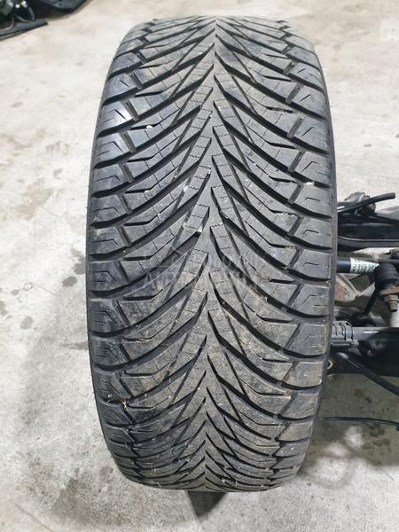 Ostalo 255/50 R19 Zimska