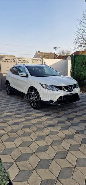 Nissan Qashqai TEKNA/AUTO