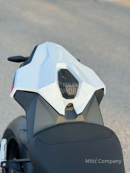 BMW S 1000 RR M paket