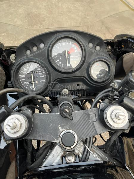 Honda CBR 600 F2 HITNO