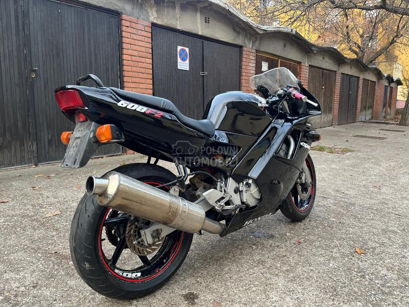 Honda CBR 600 F2 HITNO