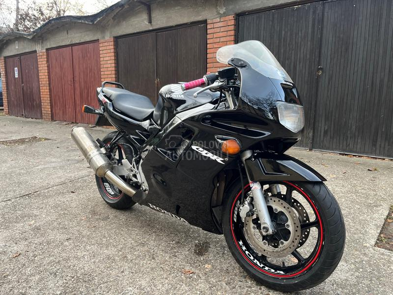 Honda CBR 600 F2 HITNO