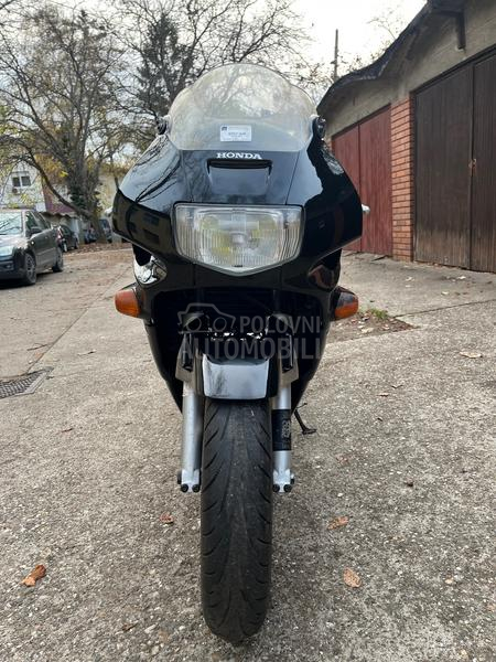Honda CBR 600 F2 HITNO
