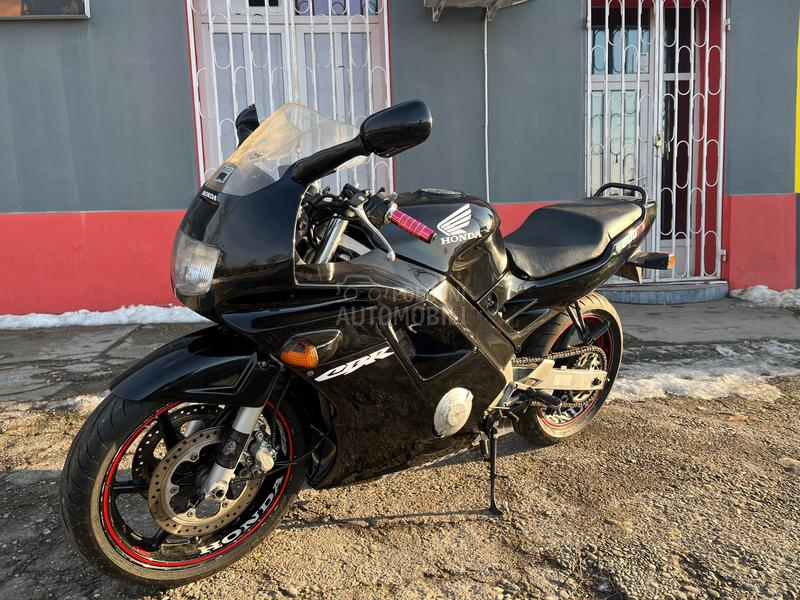 Honda CBR 600 F2