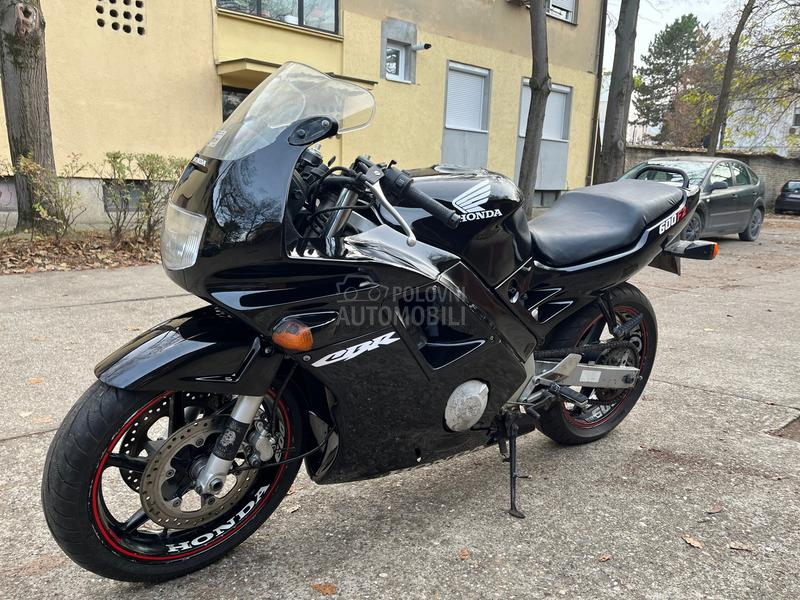 Honda CBR 600 F2 HITNO