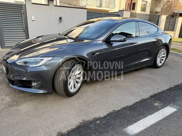 Tesla Model S 75D