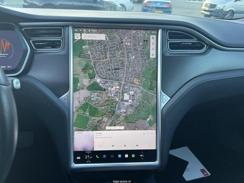 Tesla Model S 75D
