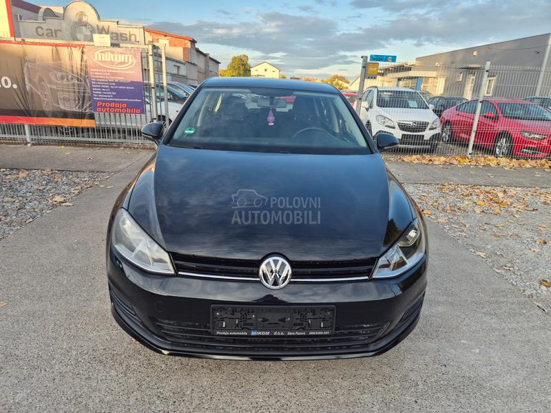 Volkswagen Golf 7 1.2 b