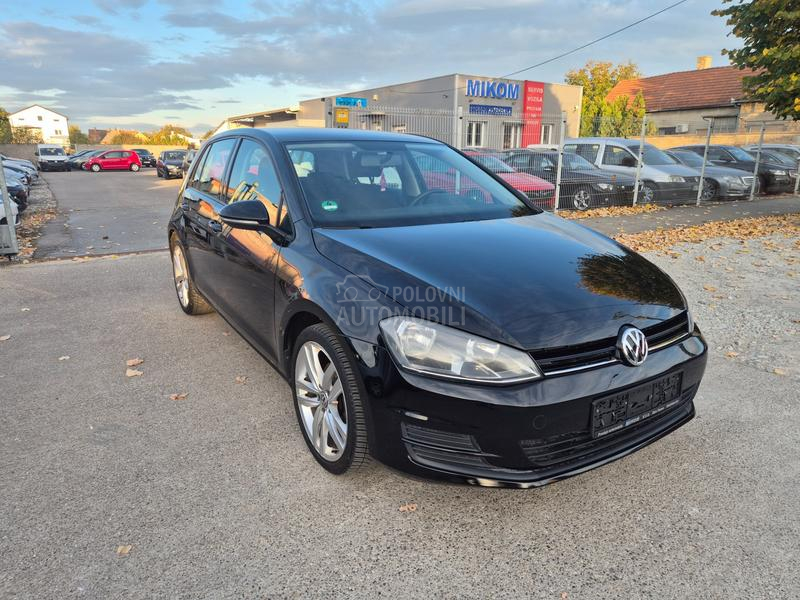 Volkswagen Golf 7 1.2 b