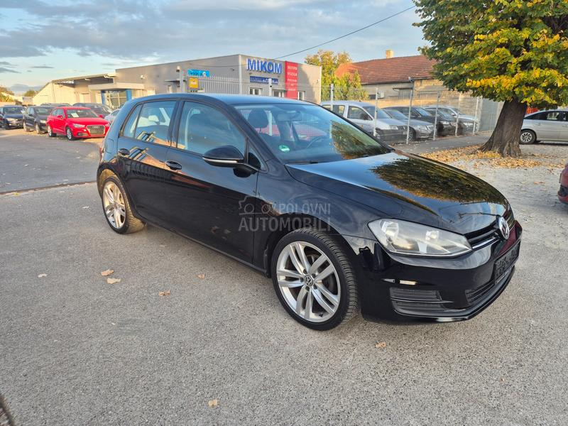 Volkswagen Golf 7 1.2 b