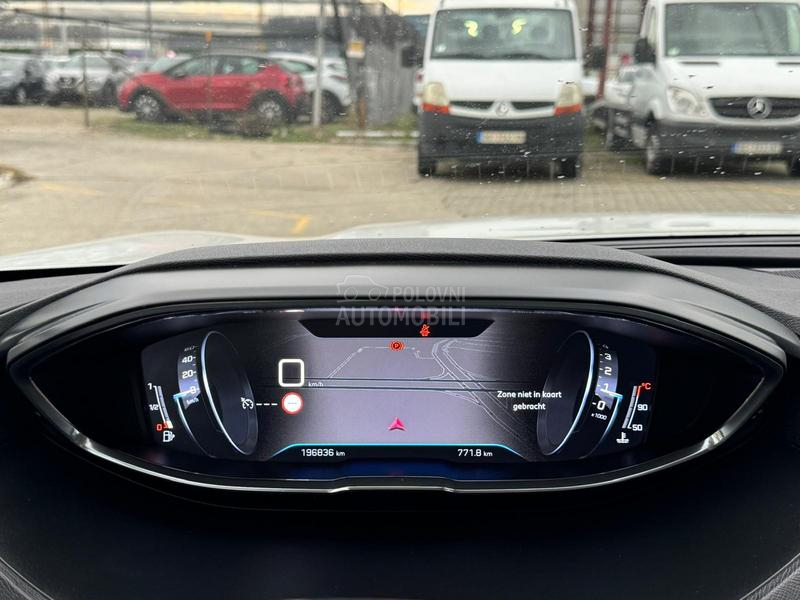 Peugeot 5008 1.5 BLUEHDI GT LINE