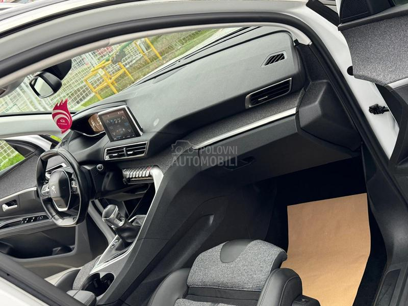 Peugeot 5008 1.5 BLUEHDI GT LINE