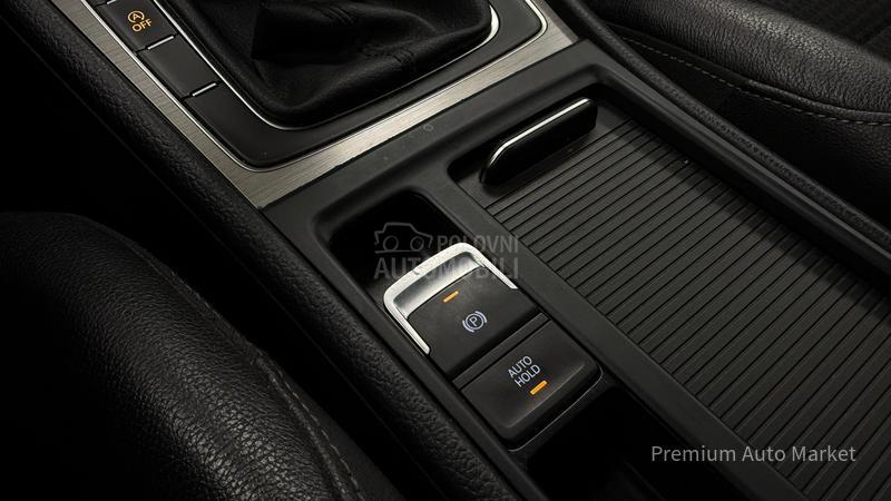 Volkswagen Golf 7 //1.6 TDI//MASAŽ/FUL