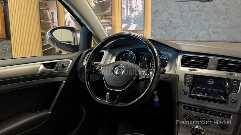 Volkswagen Golf 7 //1.6 TDI//MASAŽ/FUL