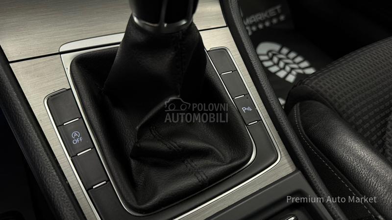 Volkswagen Golf 7 //1.6 TDI//MASAŽ/FUL