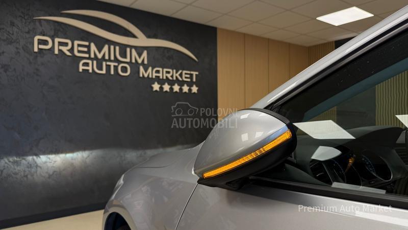 Volkswagen Golf 7 //1.6 TDI//MASAŽ/FUL