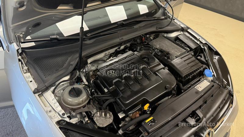 Volkswagen Golf 7 //1.6 TDI//MASAŽ/FUL