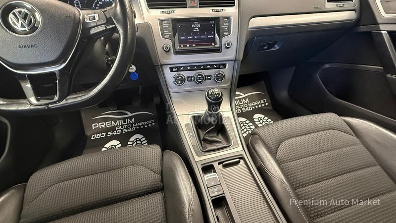 Volkswagen Golf 7 //1.6 TDI//MASAŽ/FUL