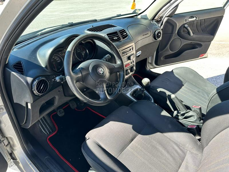 Alfa Romeo 147 1.9 JTDm