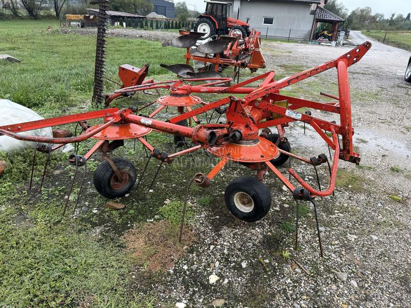Kuhn GF452