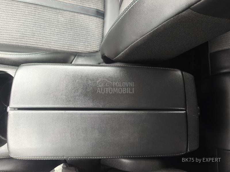 Peugeot 3008 AUTO ALURE 1.5