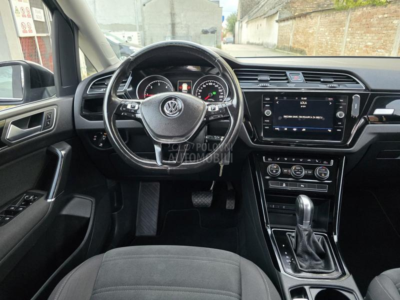 Volkswagen Touran 2.0TDI DSG 7SED.