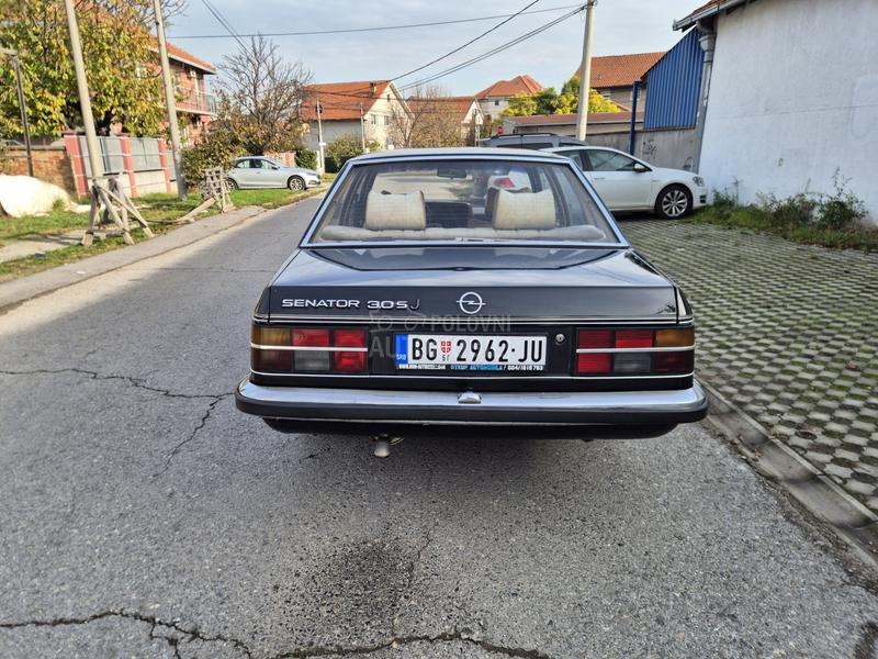 Opel Senator 3.0