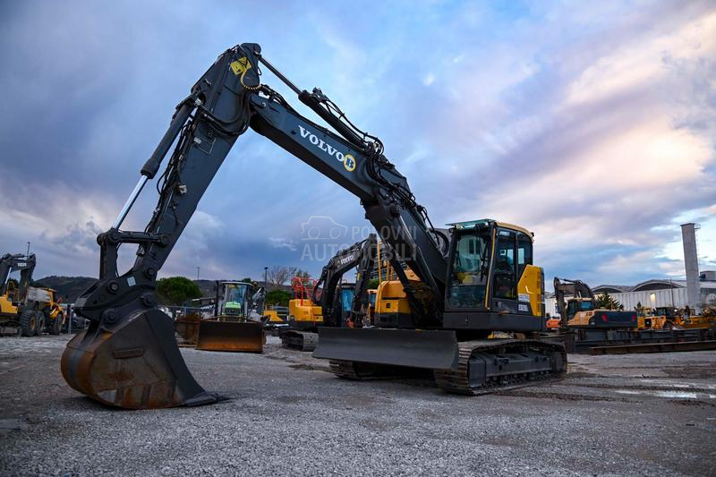 Volvo ECR235EL