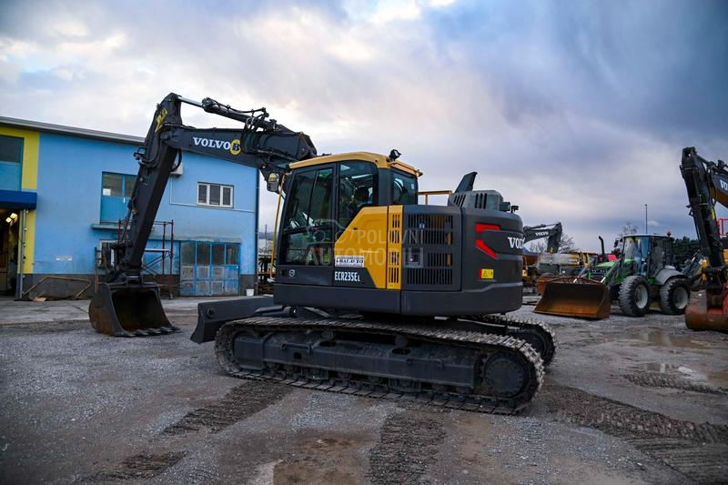 Volvo ECR235EL