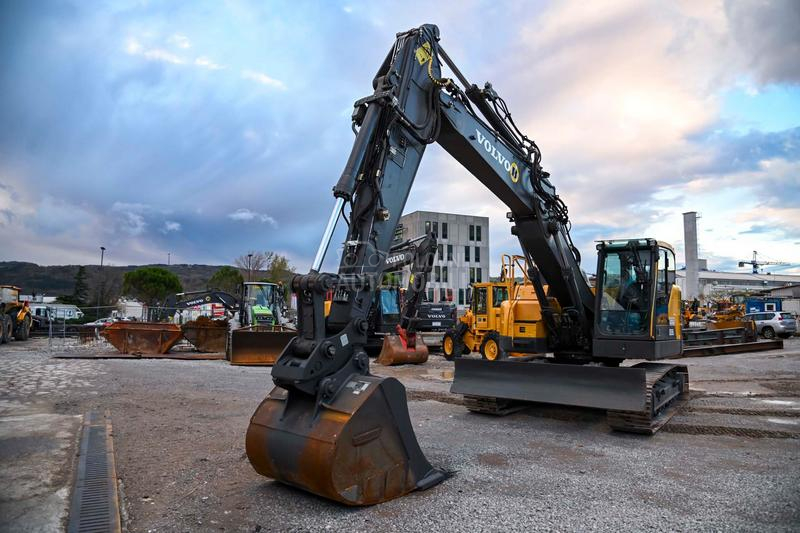 Volvo ECR235EL