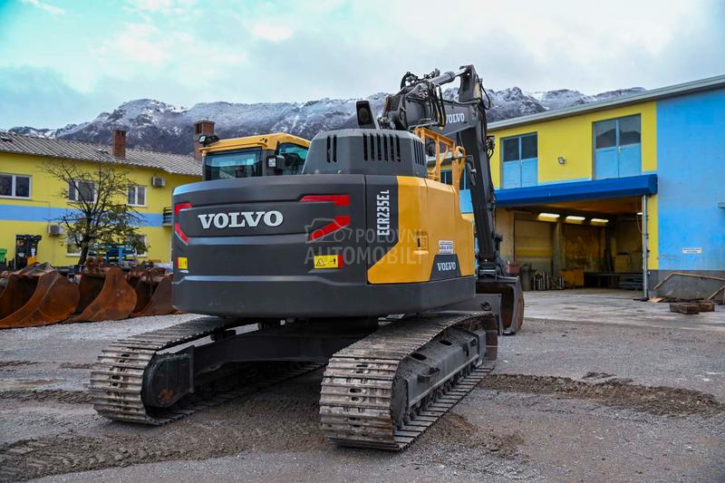Volvo ECR235EL