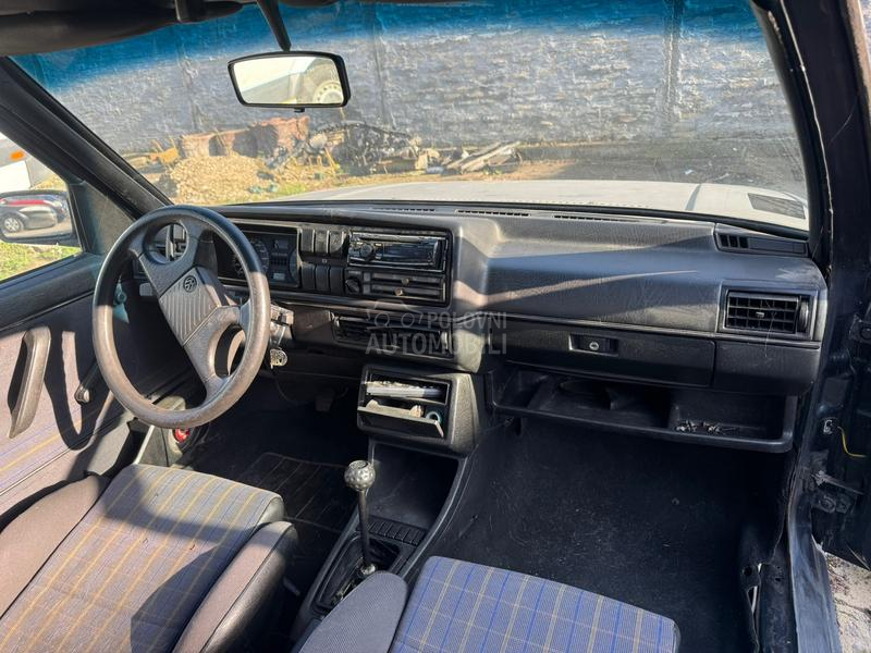 Volkswagen Golf 2 GTI Digifant