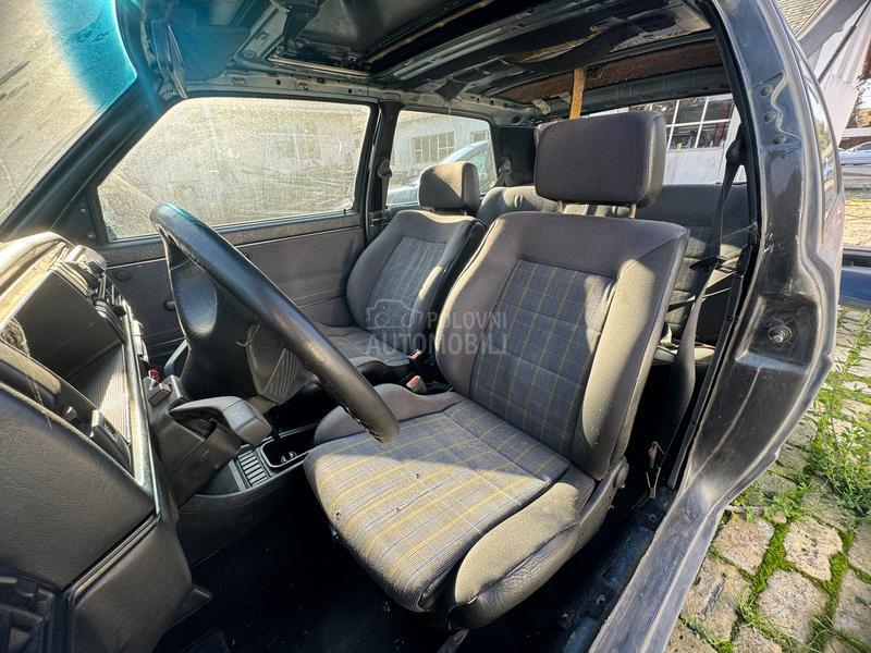 Volkswagen Golf 2 GTI Digifant