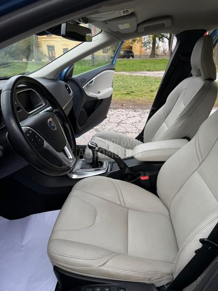 Volvo V40 2.0D4/XEN0N/F-ULL