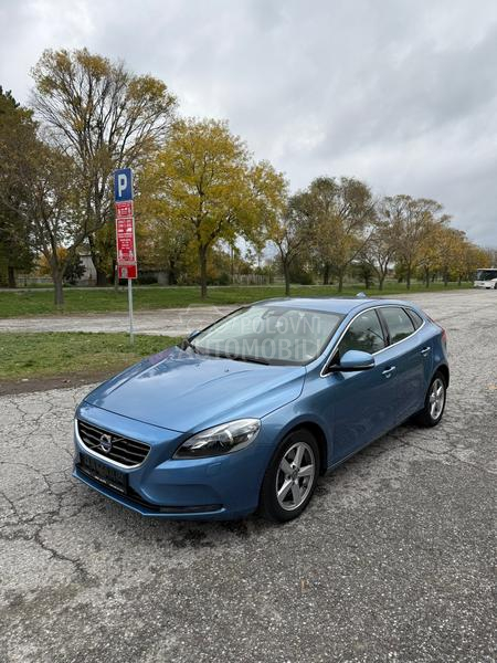 Volvo V40 2.0D4/XEN0N/F-ULL