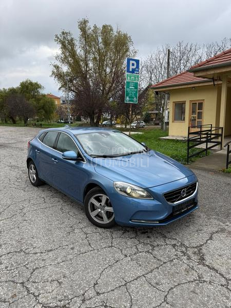 Volvo V40 2.0D4/XEN0N/F-ULL